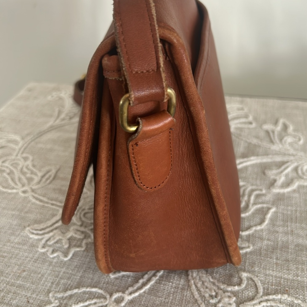 Coach Authentic Vintage British Tan Soft Leather #9790 Crossbody Bag - Picture 3 of 16